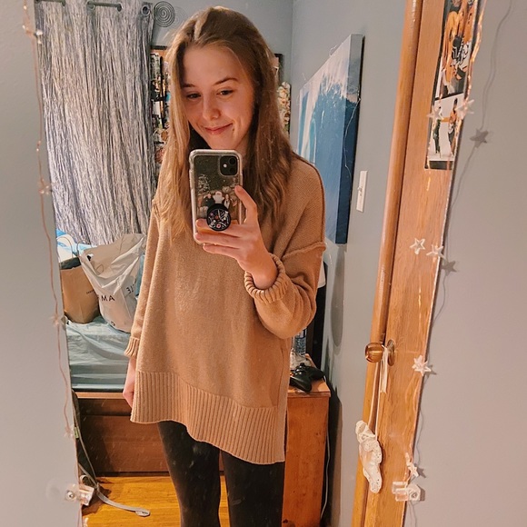 Meet your Posher, Jessica - Picture 1 of 1